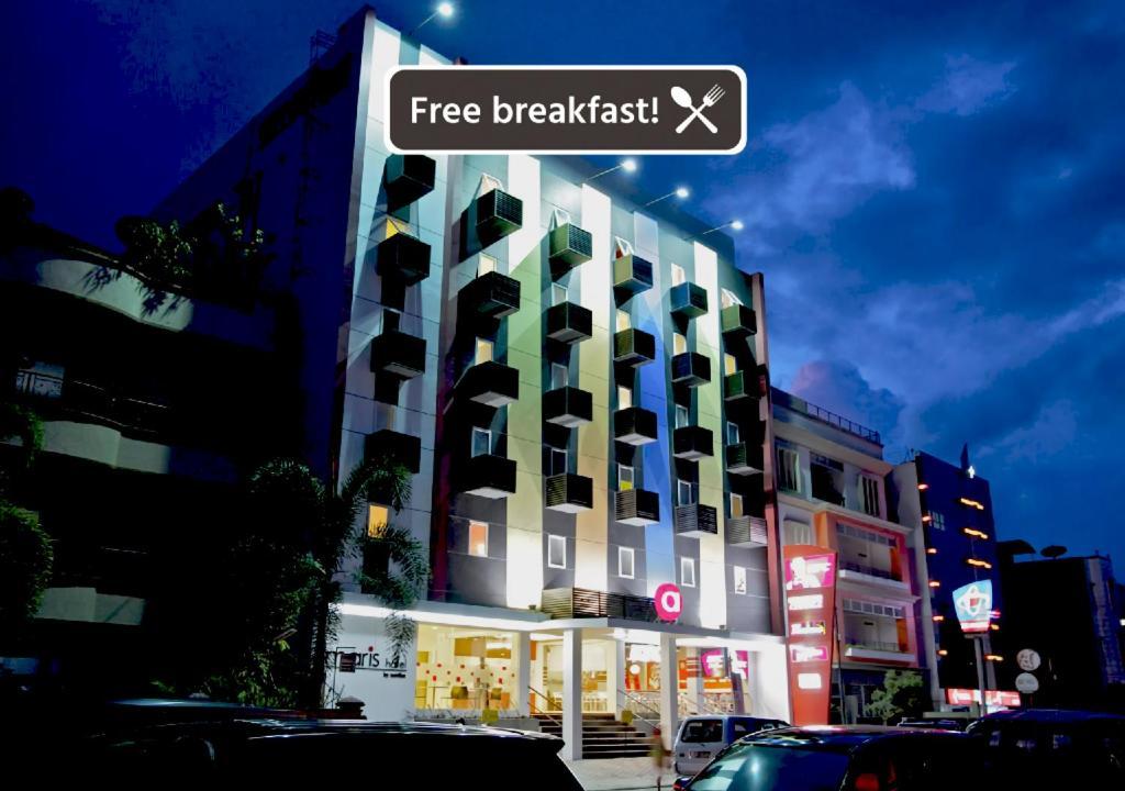 Amaris Hotel Ambon Eksteriør bilde
