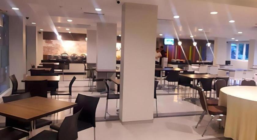 Amaris Hotel Ambon Eksteriør bilde