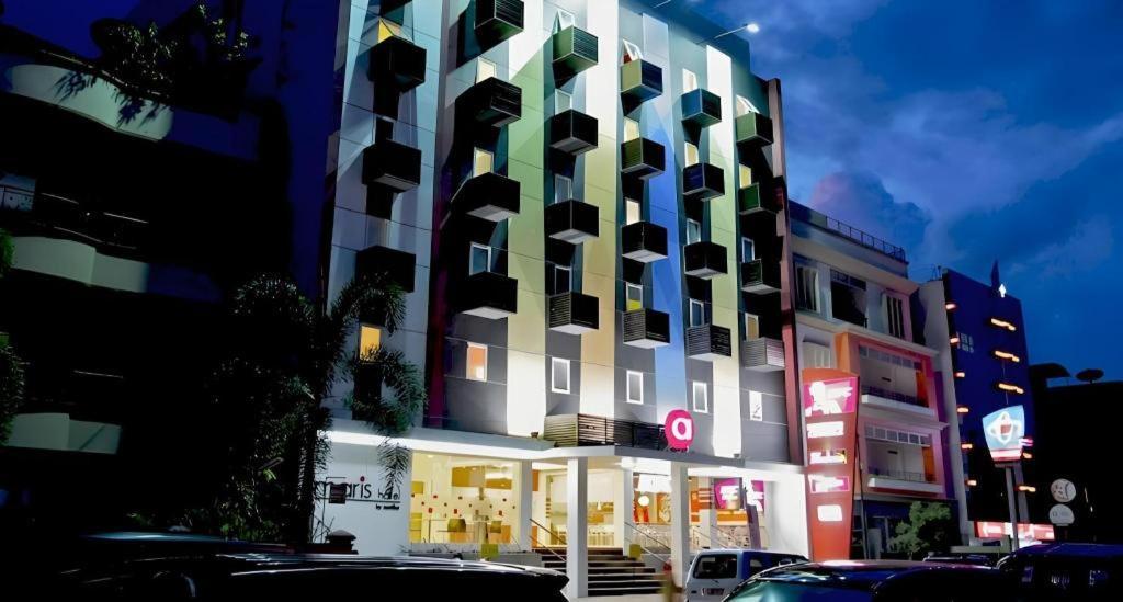 Amaris Hotel Ambon Eksteriør bilde