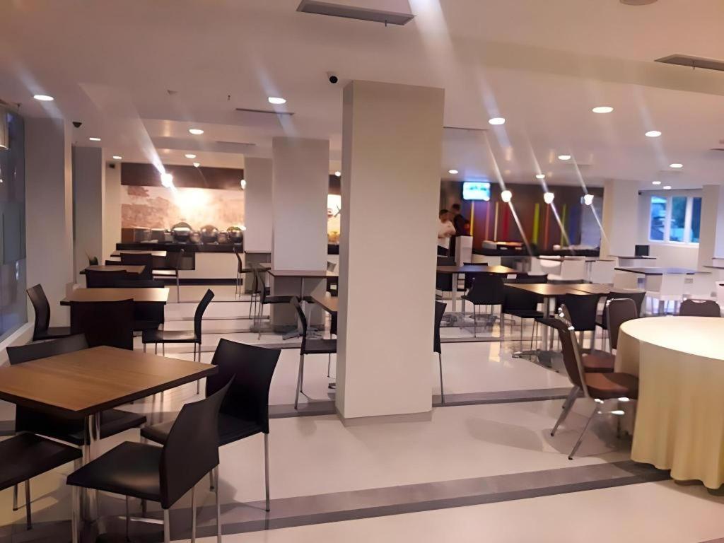 Amaris Hotel Ambon Eksteriør bilde