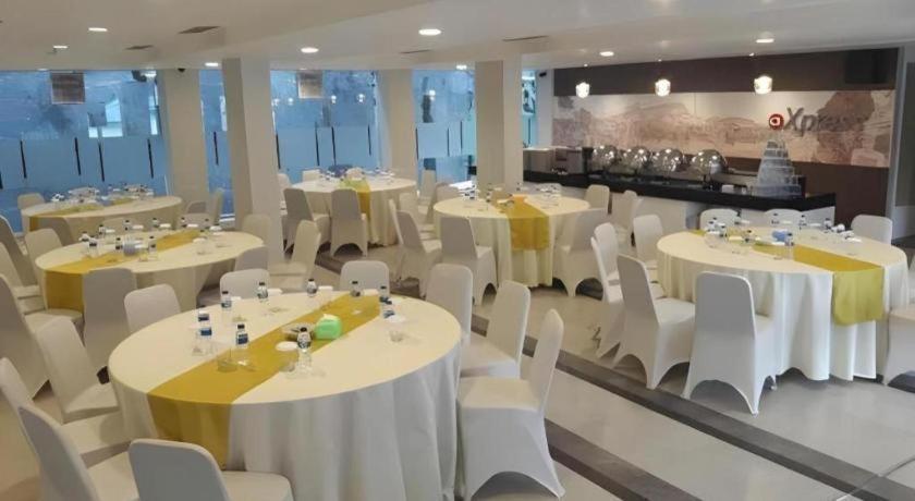 Amaris Hotel Ambon Eksteriør bilde